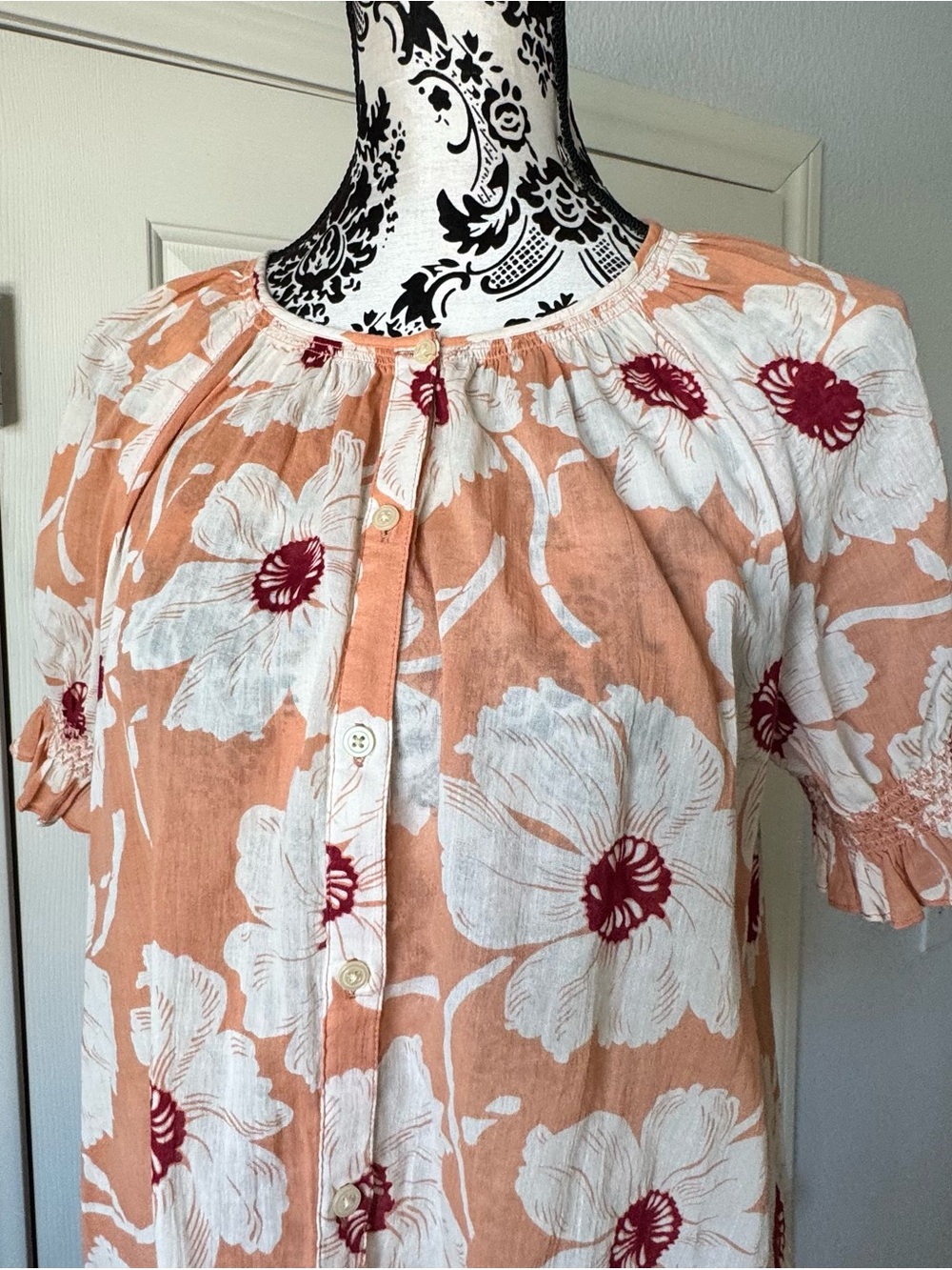 Madewell Peach and White Floral Button-Front Blouse - Picture 7 of 9